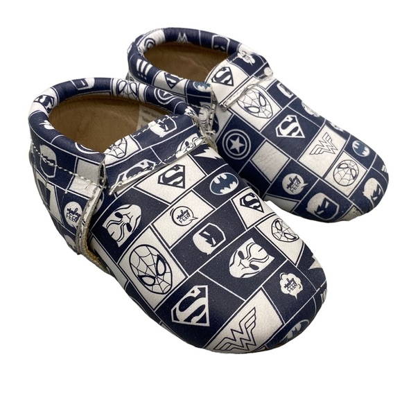 Monkey Feet Baby Infant‎ Shoes Leather Superhero Batman Spider-Man 12-18 Months - Picture 2 of 11